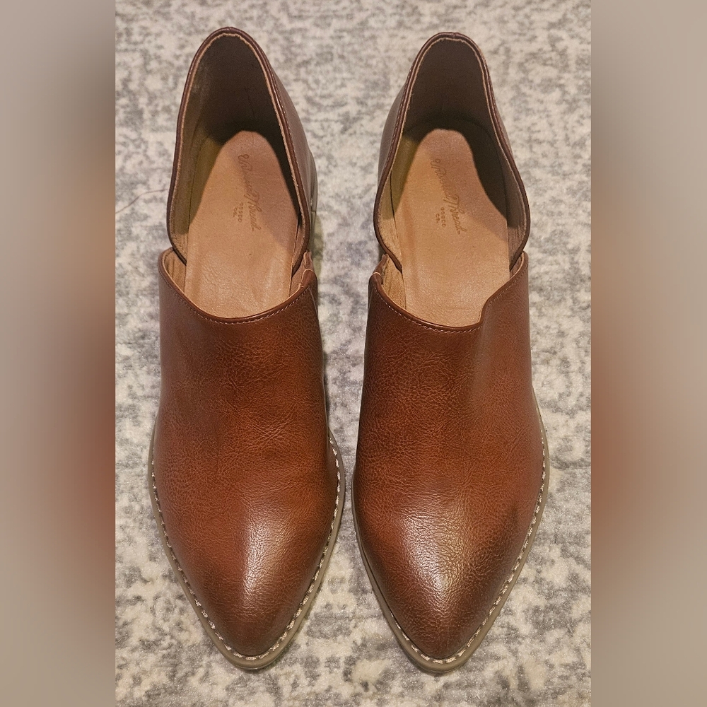 Universal Thread Cognac Ankle Boots In Euc 8.5 - image 2